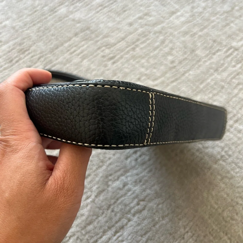 Kate Spade Black Leather Shoulder Bag with Contrast Stitching